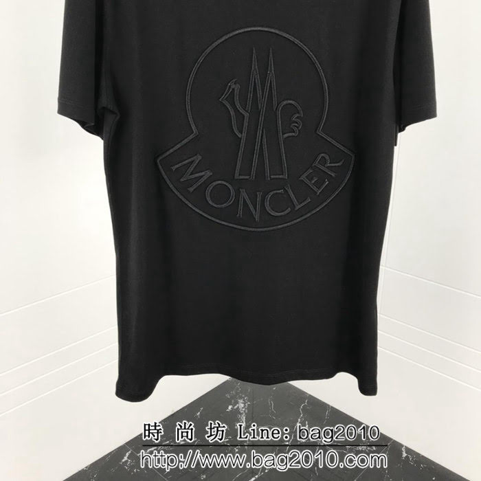 MONCLER蒙口 19ss早春新款 大logo刺繡圖案短袖 高密度立體刺繡工藝 簡約百搭款 ydi2131